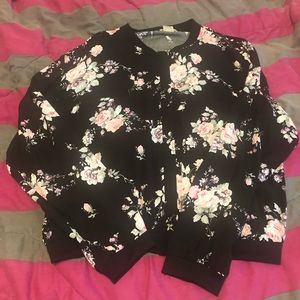 Floral Bomber XL (Fits like L)